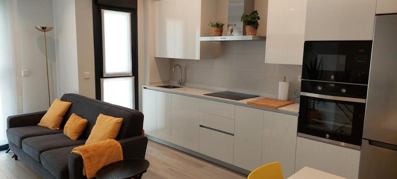 Apartamento Dindurra Centro Playa - Posibilidad Parking Gratuito Gijón Zewnętrze zdjęcie